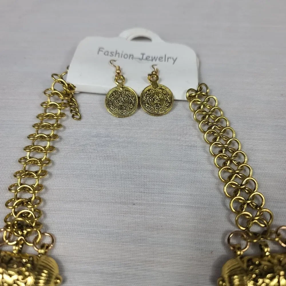 VINTAGE ETHNIC MAXI STATEMENT Necklace
